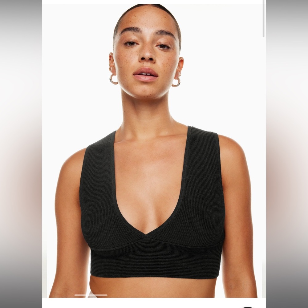 Aritzia Babaton Size 2XS Sculpt Knit Deep V Tank